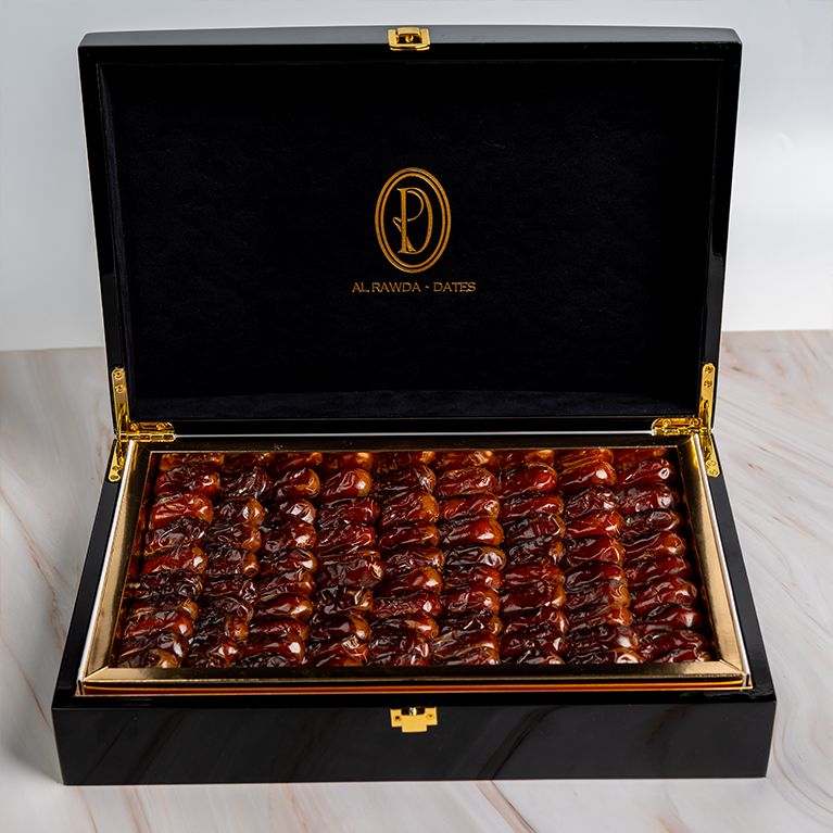 هدايا خشب بيانو ومخمل انيق vvip