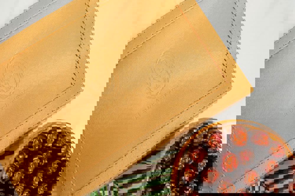 هدايا علب جلد انيقة